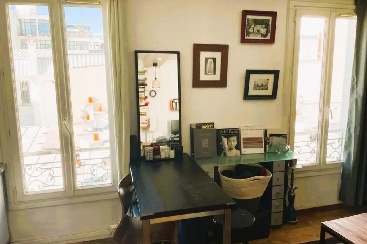 Bright Studio - Near Montmartre Apartment Paris