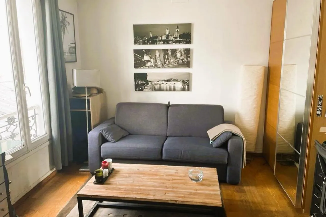 Bright Studio - Near Montmartre Apartment Paris